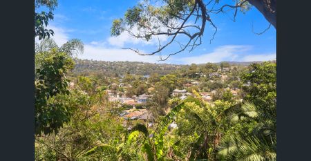 Charming Coastal Cottage with Elevated Views - Photo 4