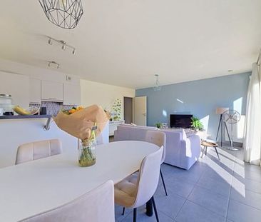 Appartement te huur - Photo 1