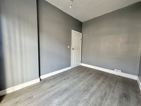 Somerset Road, Coventry - - Photo 3