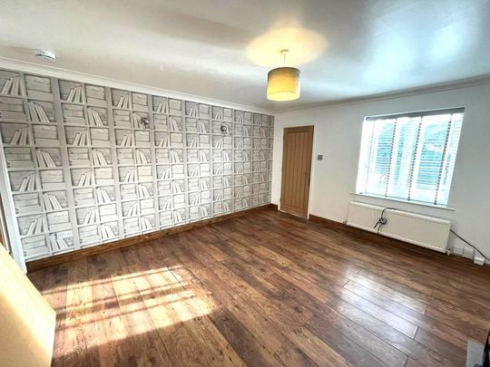 2 bedroom semi-detached house to rent - Photo 1