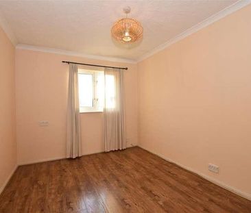 Bolton Road, Maidenbower, Crawley, RH10 - Photo 3