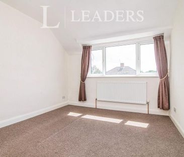 3 bedroom house to rent - Photo 2