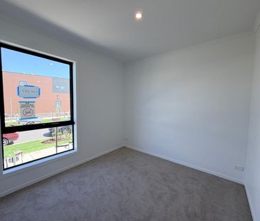 Brand New Family Living with Study & Upstairs Retreat - Photo 4