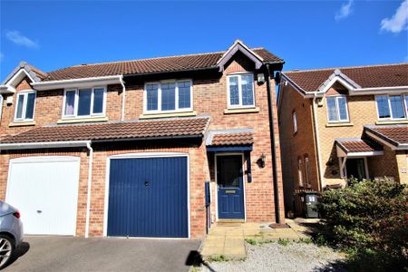 3 bedroom semi-detached house to rent - Photo 3