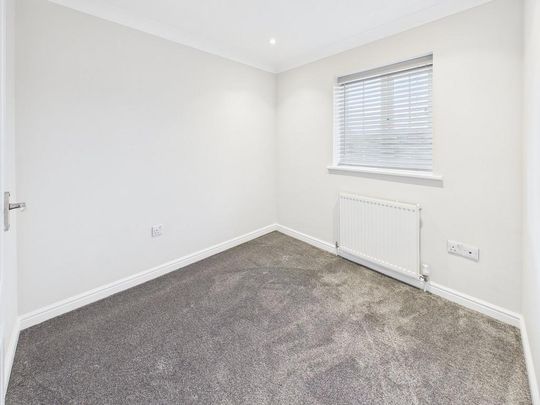 3 bedroom detached house to rent - Photo 1