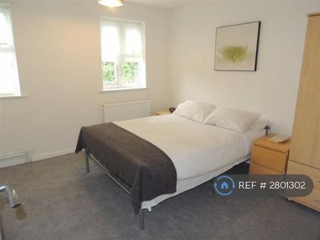 2 bedroom end of terrace house to rent - Photo 4