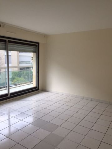 Location appartement 2 pièces, 57.00m², Le Chesnay - Photo 3