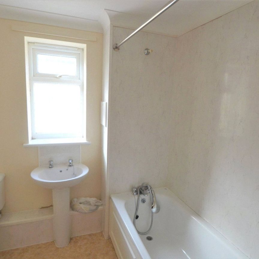 Green Parc Road, Hayle, Cornwall, TR27 - Photo 2