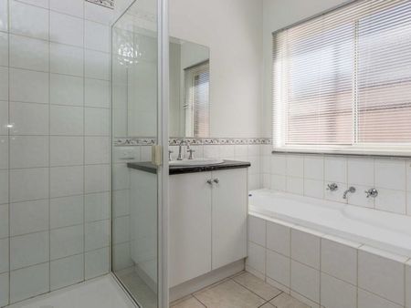 807 Freehold Place, Ballarat Central - Photo 4