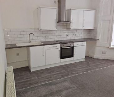 1 bedroom flat to rent - Photo 6