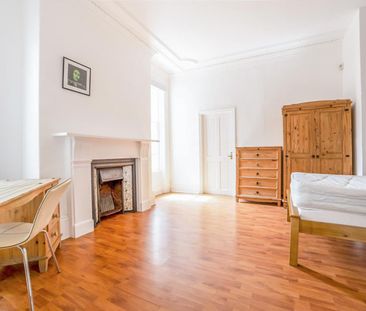 2 bed apartment to rent in Grosvenor Place, Jesmond, NE2 - Photo 4