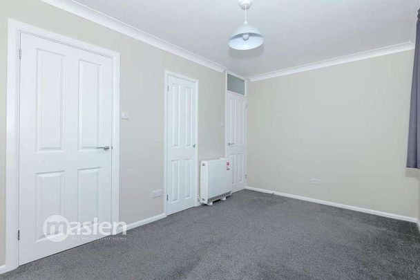 Grinstead Lane, Lancing, BN15 - Photo 1