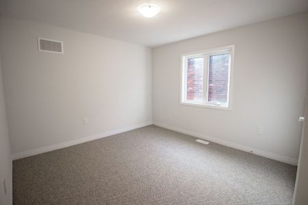 For Lease - 225 Dingman Street, Wellington North, Ontario - Photo 4