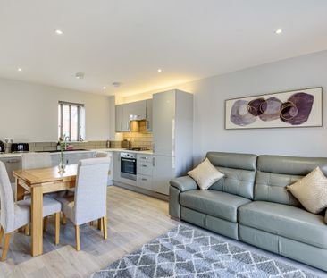 2 bedroom maisonette to rent - Photo 1