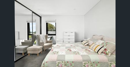 Sun-Filled Terrace-Style Home in the Heart of Beverly Hills - Photo 4