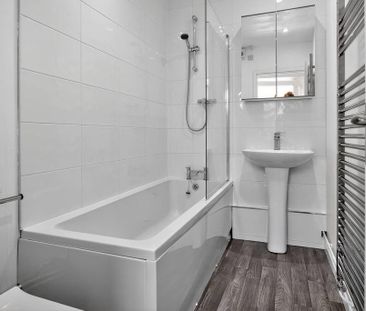 1 bedroom ground floor flat to rent - Photo 4