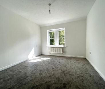 2 bedroom coach house to rent - Photo 1