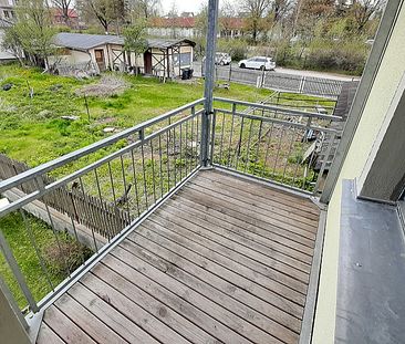 Wohnung mit Balkon und Blick in den Garten - Foto 5