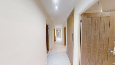 2 bedroom flat to rent - Photo 4