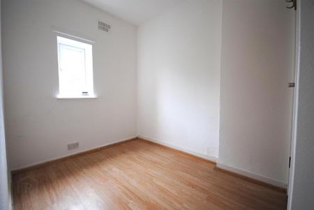 262 Donegall Avenue, Belfast, BT12 6LU - Photo 5