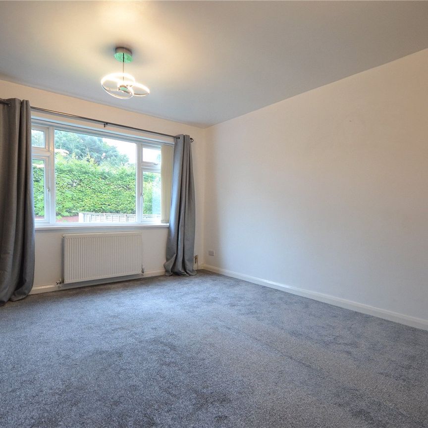Queens Drive, Heaton Moor, Stockport, SK4 3JW - Photo 1
