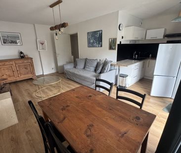 Location Appartement 2 pièces 47m² LE BOUSCAT 33110 - Photo 2