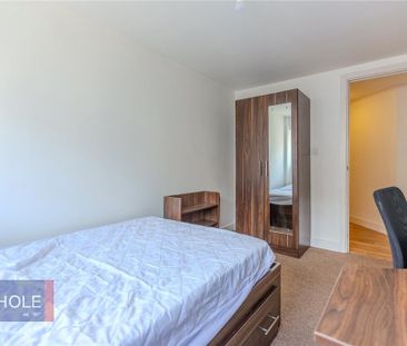 4 bedroom apartment to rent - Photo 6