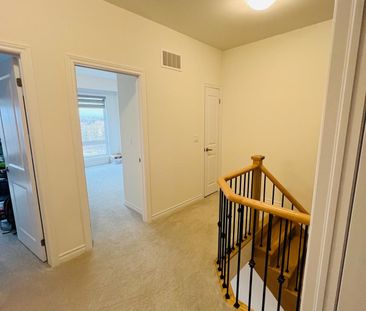 For Lease - 73 Inverary Crescent, Vaughan, Ontario - Photo 5