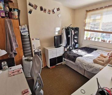 Upper Lewes Road, Brighton, BN2 - Photo 1