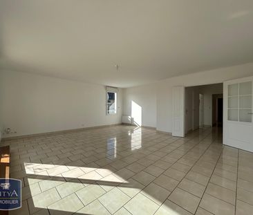 Location Appartement 3 pièces 85m² ST CYR SUR LOIRE 37540 - Photo 2