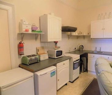 Moorcot, Kents Road, Torquay, TQ1 - Photo 6