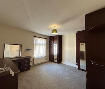 3 bedroom terraced house to rent - Photo 6