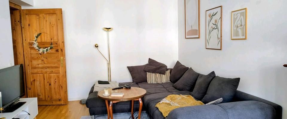 3,5 Zimmer Altbau Wohnung im Samariterkiez Zwischenmiete Jan-März - Foto 1