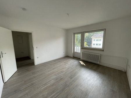 Schöne bezugsfertige Wohnung: günstige 2,5-Zimmer Wohnung in ruhiger Lage! - Foto 5