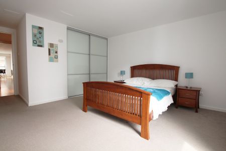 High Street, Merchant City, Glasgow - Photo 3