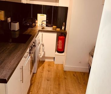 Studio Flat, Watford Road, HA1 - Photo 5