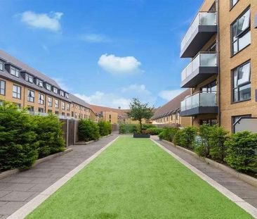 Royal Engineers Way, Mill Hill, NW7 - Photo 1