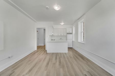 For Lease - 104 Sherman Avenue Unit# 4, Hamilton, Ontario - Photo 4