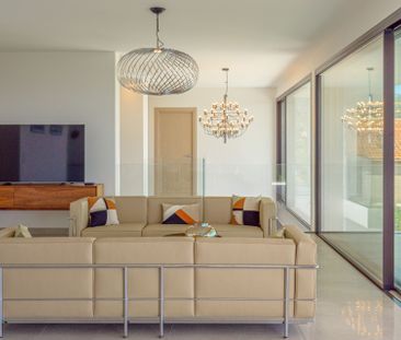 Rental Villa Ajaccio 6 Rooms 250 m² - Photo 1