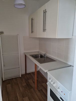 Ernst-Abbe-Straße 35 - Photo 1