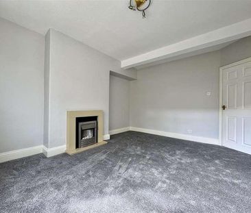 Turnshaw Avenue, Kirkburton, Huddersfield, HD8 - Photo 3