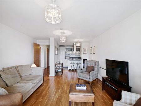 2 bedroom flat to rent - Photo 2