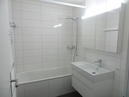 2.5 Zimmer, 65 m², 2. Stock - Photo 5
