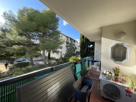 Location Appartement 2 pièces 44m² LA CIOTAT 13600 - Photo 5