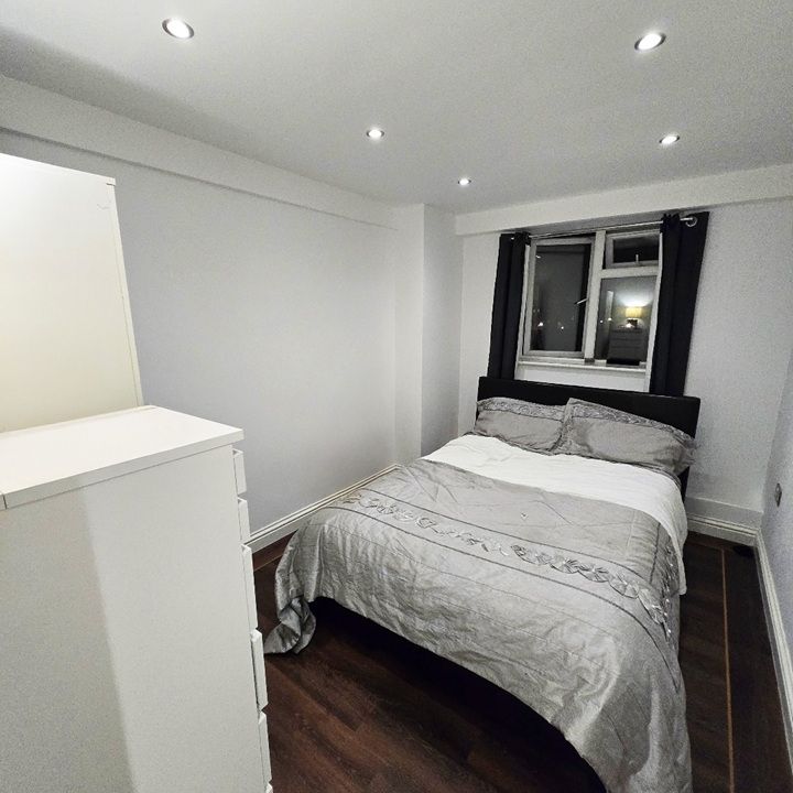 1 Bed Flat, Connaught Towers, CR7 - Photo 1