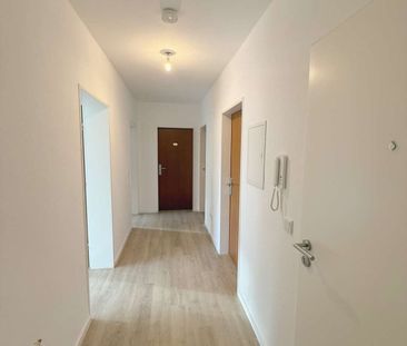 Neuss-Gnadental: Helle und modernisierte 3-Zimmerwohnung mit großem... - Foto 1