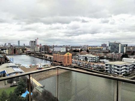 The Quays, Salford Quays, Salford, M50 - Photo 3