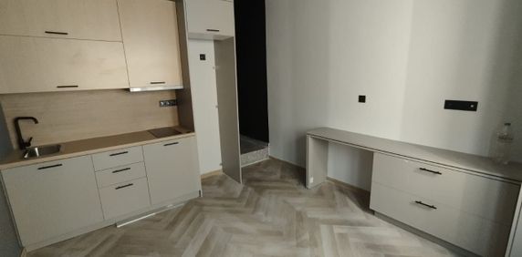 Studio/Γκαρσονιέρα για ενοικίαση - Κέντρο, - Photo 2