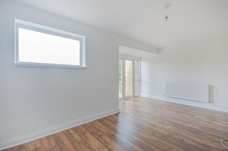 2 bedroom terraced house to rent - Photo 5