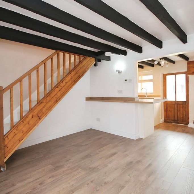 2 bedroom terraced house to rent - Photo 1